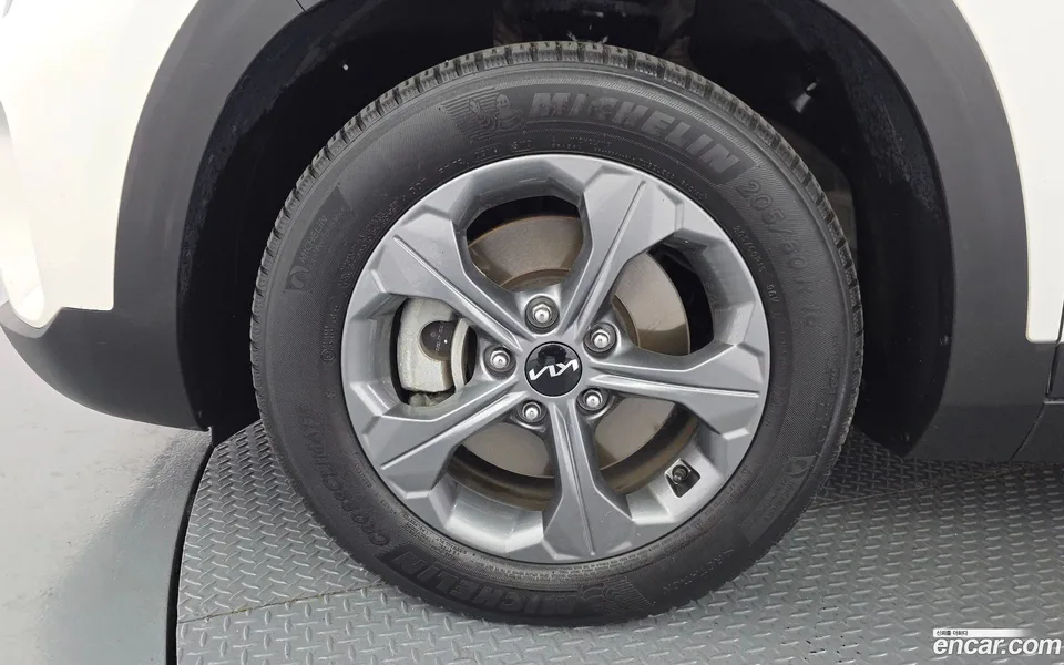 Kia Seltos 1.6 2WD 2022 — миниатюра 2