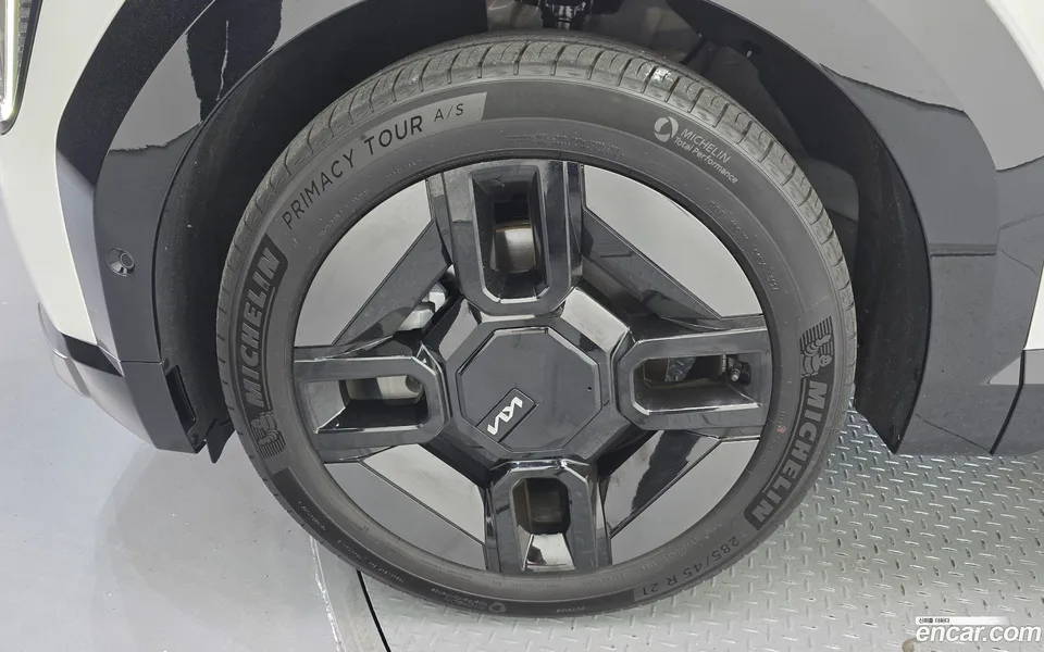 Kia EV9 4WD 2024 — миниатюра 2