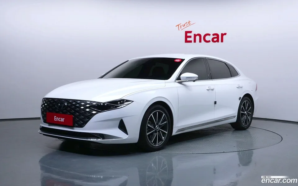 Hyundai Grandeur IG 2.5 2022 — фото 1, купить с доставкой в Москву
