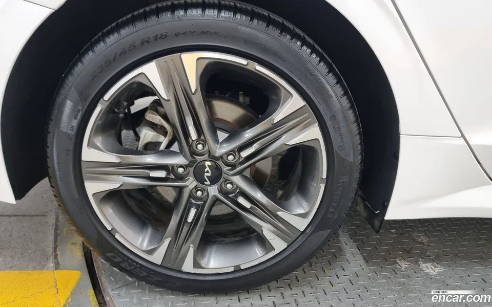 Kia K5 2.0 2023 — миниатюра 2