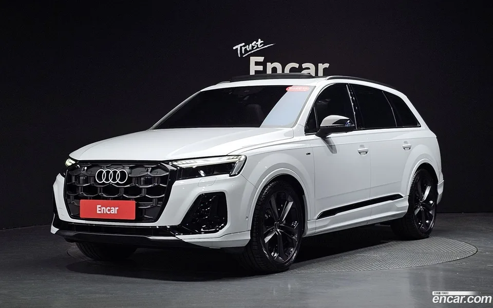 Audi Q7 (4M) 55 TFSI 2025 — фото 1, купить с доставкой в Москву