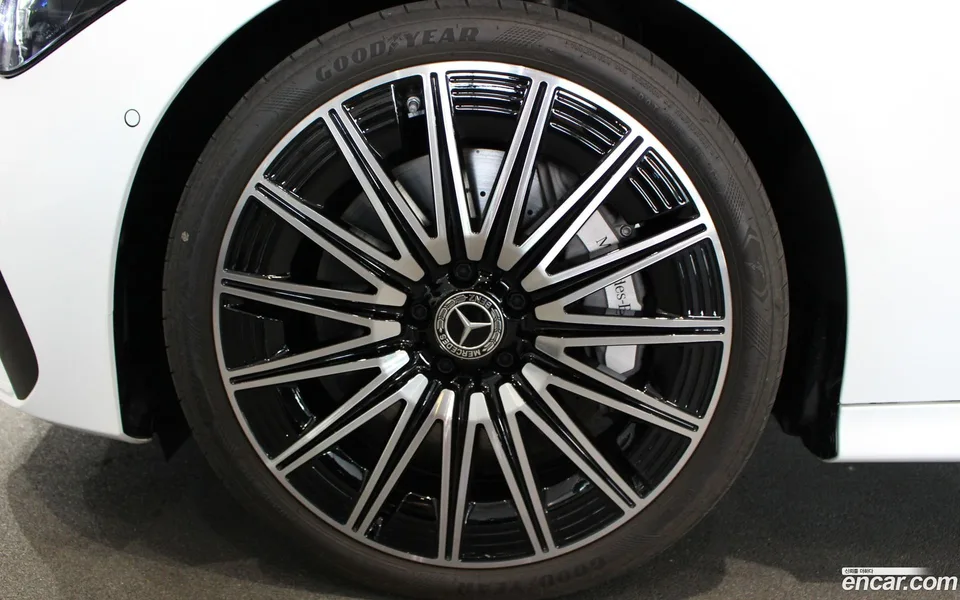 Mercedes-Benz CLE-Class CLE450 4MATIC 2025 — миниатюра 2