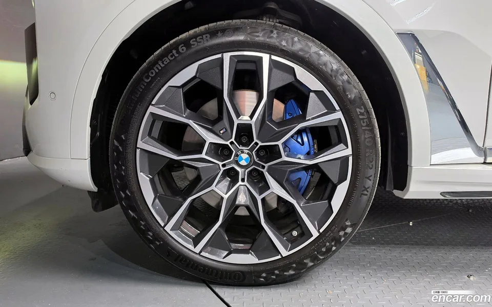 BMW X7 xDrive 40d M 7 2025 — миниатюра 5