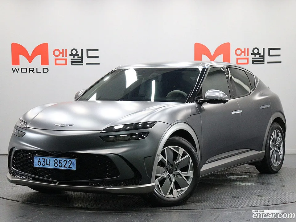 Genesis GV60 AWD 2022 — фото 1, купить с доставкой в Москву