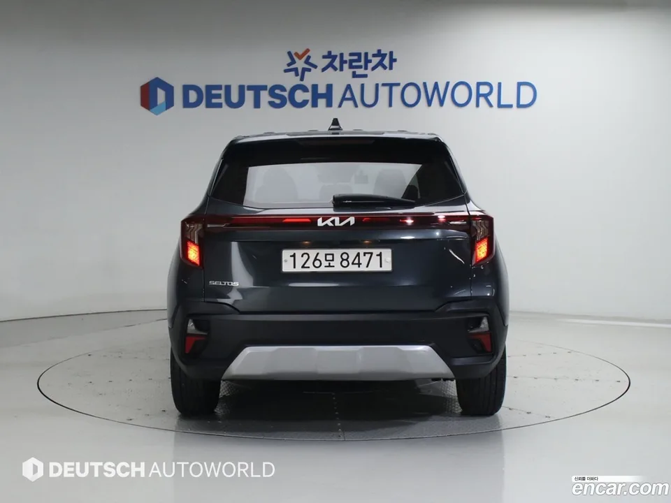Kia Seltos 2.0 2WD 2023 — миниатюра 4