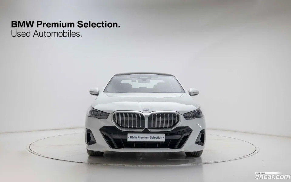 BMW 5 Series 523d M 2025 — миниатюра 3