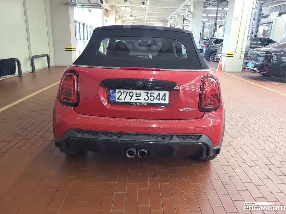 MINI Cooper S Convertible JCW 2024 — миниатюра 4