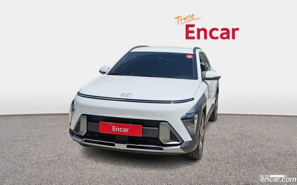Hyundai Kona Hybrid 2023 — миниатюра 3
