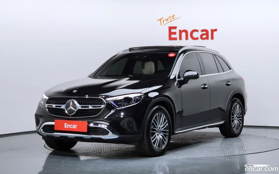 Mercedes-Benz GLC-Class GLC300 4MATIC 2025 — фото 1, купить с доставкой в Москву