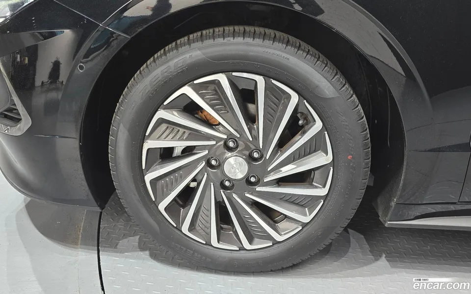 Hyundai Sonata Hybrid 2023 — миниатюра 2