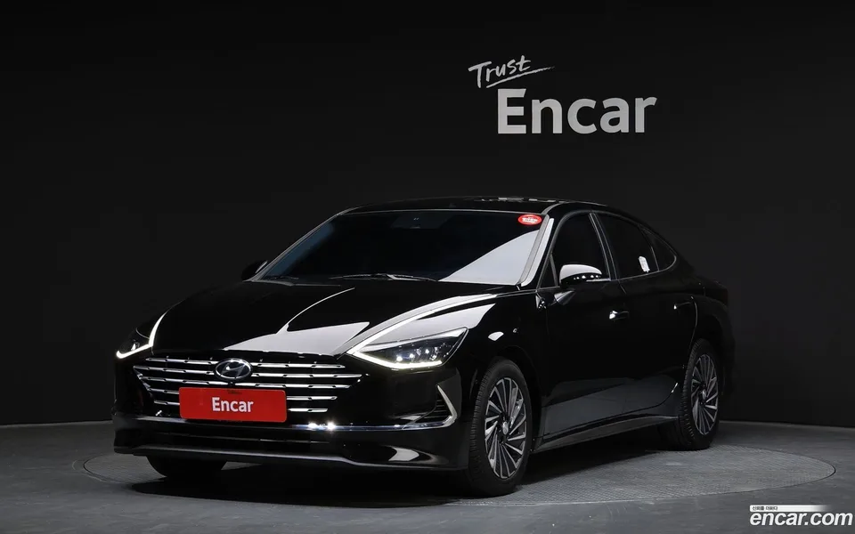 Hyundai Sonata Hybrid 2023 — фото 1, купить с доставкой в Москву