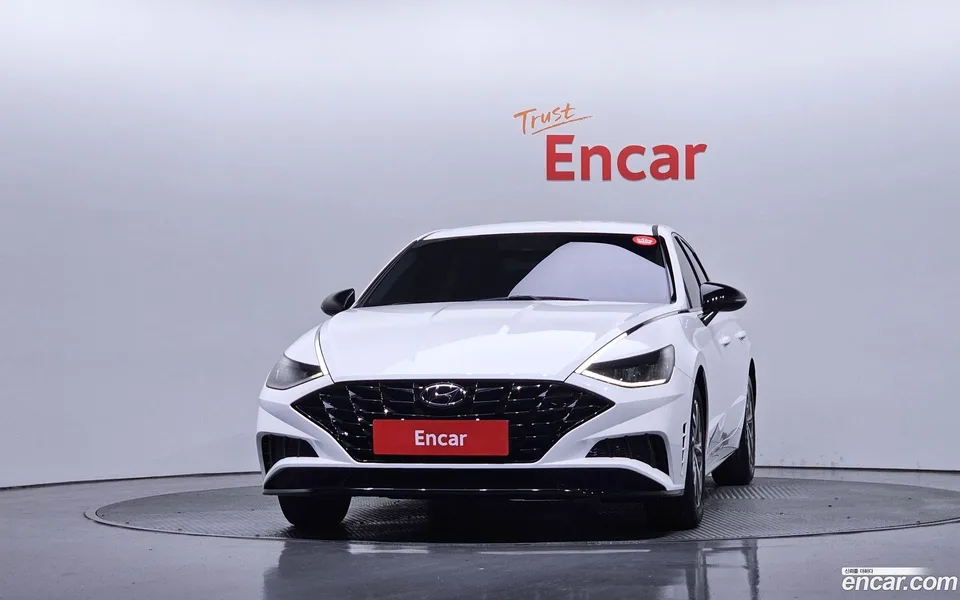 Hyundai Sonata 2.0 2022 — thumbnail 3