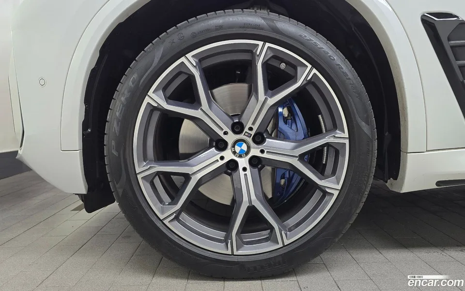BMW X5 xDrive 40i M 2024 — миниатюра 2