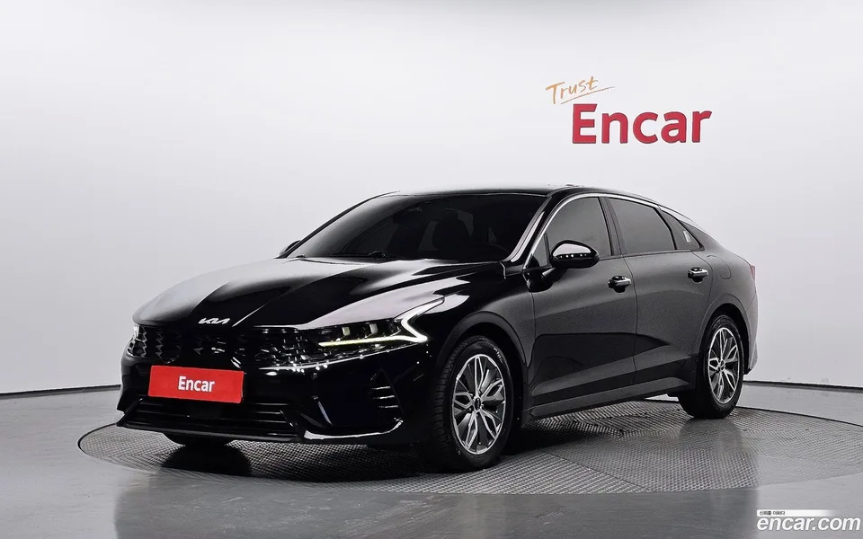 Kia K5 Hybrid 2022 — фото 1, купить с доставкой в Москву