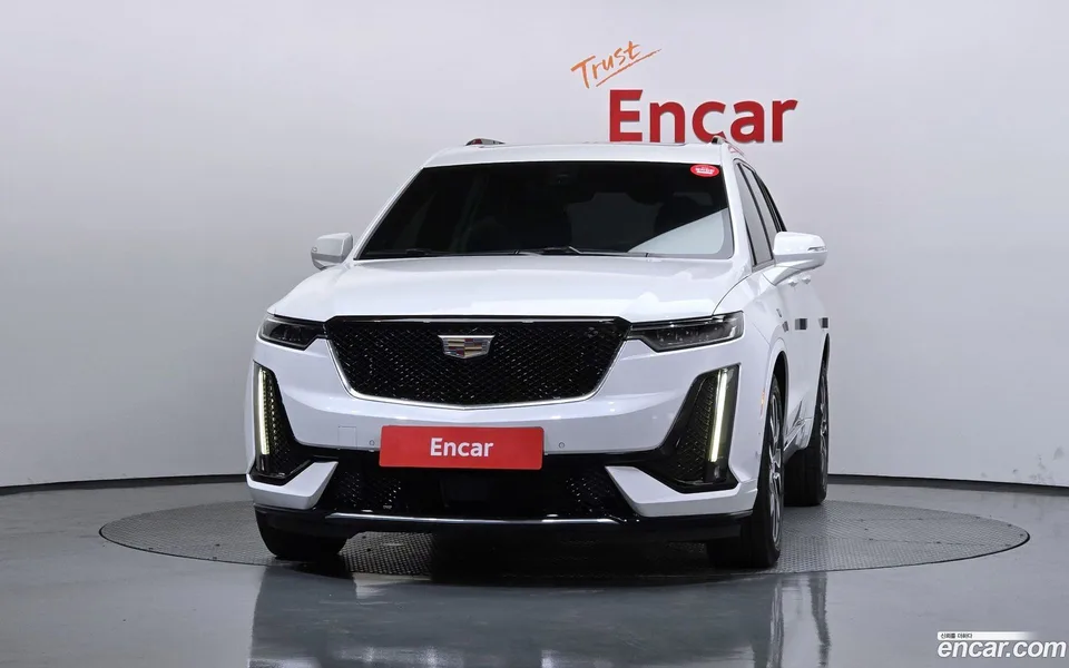 Cadillac XT6 3.6 2023 — миниатюра 3