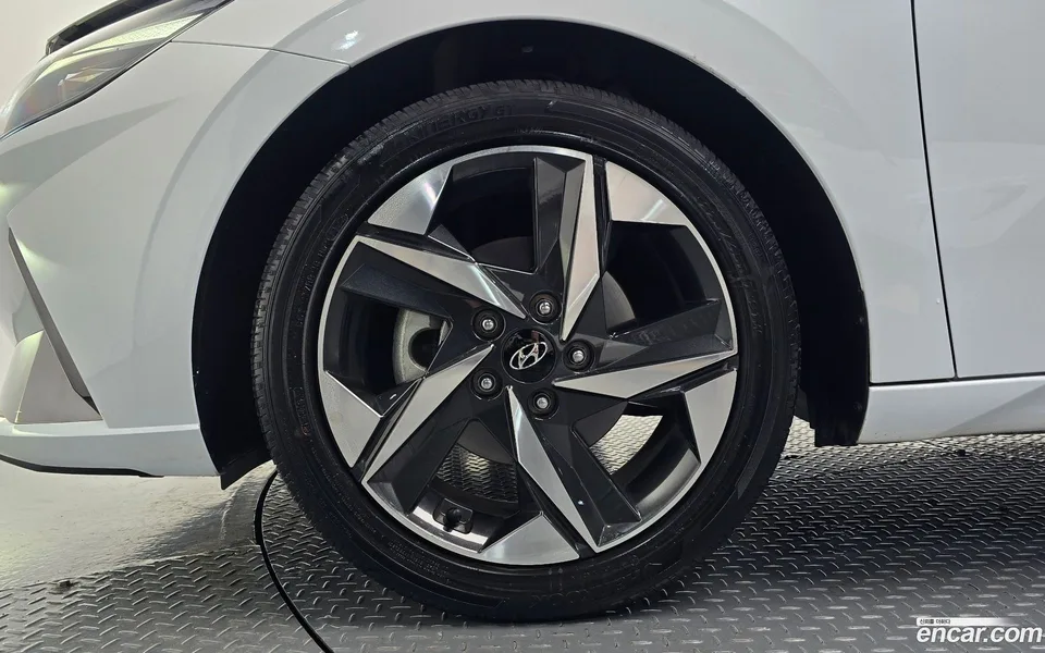 Hyundai Avante 1.6 2022 — миниатюра 5