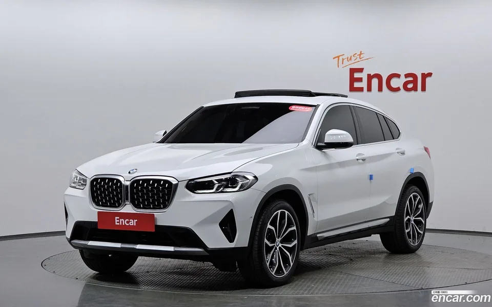 BMW X4 xDrive20i xLine 2025 — фото 1, купить с доставкой в Москву