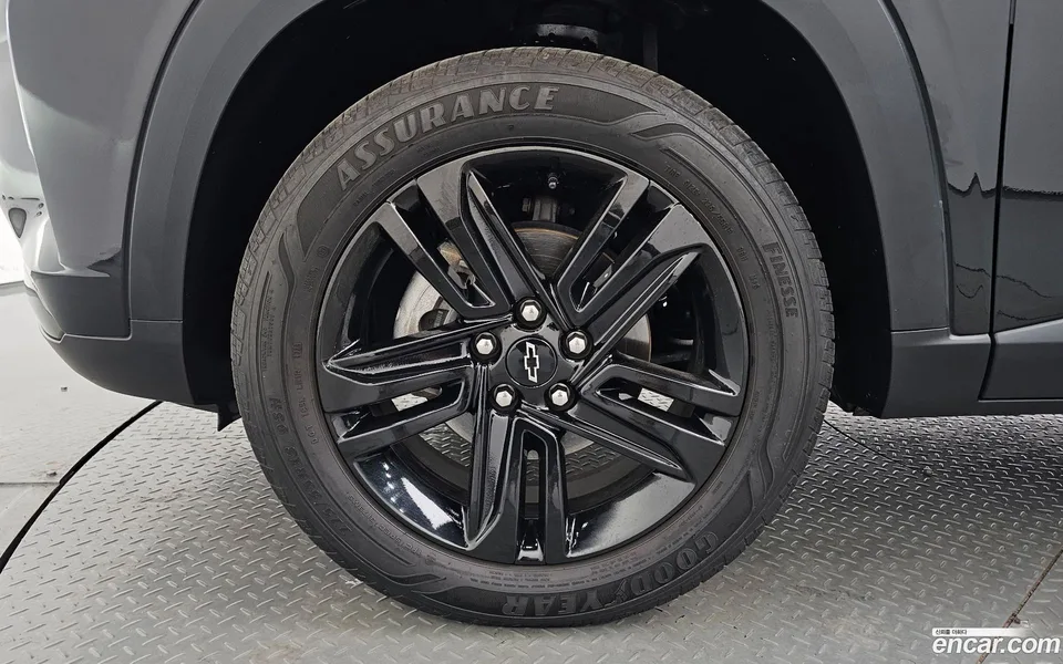 Chevrolet Trax Crossover 1.2 ACTIV 2023 — миниатюра 5
