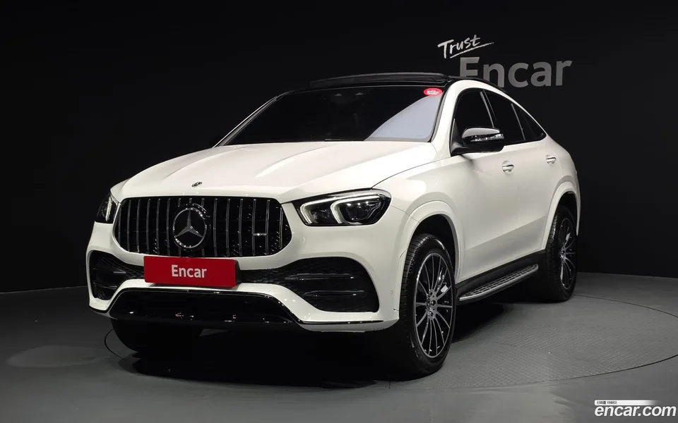 Mercedes-Benz GLE-Class GLE400d 4MATIC 2022 — фото 1, купить с доставкой в Москву