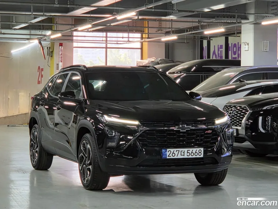 Chevrolet Trax Crossover 1.2 RS 2023 — миниатюра 3