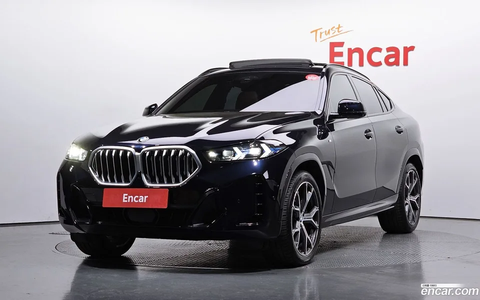 BMW X6 xDrive30d M 2024 — фото 1, купить с доставкой в Москву