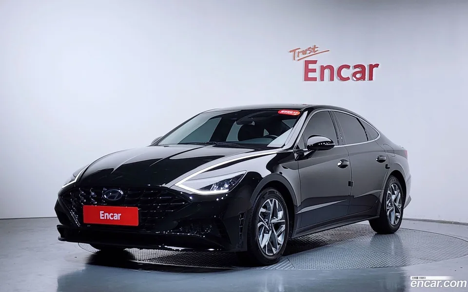 Hyundai Sonata 2.0 2022 — фото 1, купить с доставкой в Москву