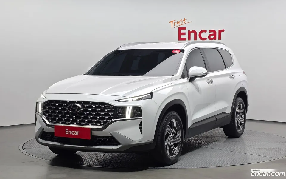 Hyundai SantaFe 2.2 2WD 2022 — фото 1, купить с доставкой в Москву