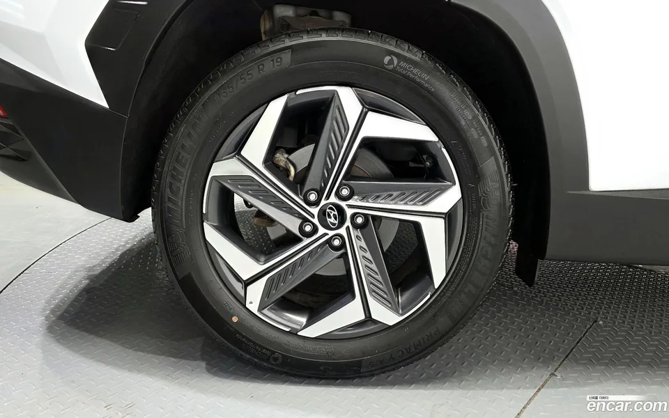 Hyundai Tucson 1.6 2WD 2022 — миниатюра 2