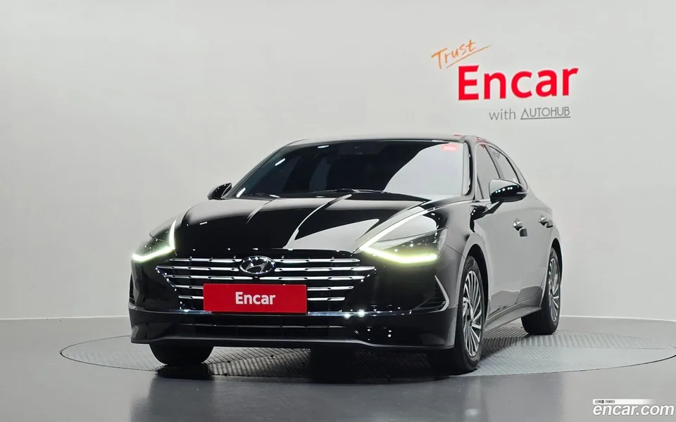 Hyundai Sonata Hybrid 2023 — миниатюра 3