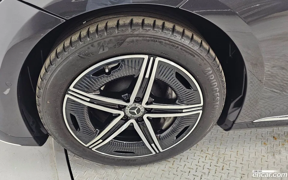 Mercedes-Benz EQE EQE350+ 2024 — миниатюра 5