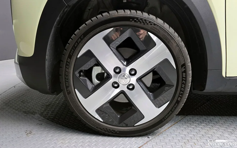 Hyundai Casper Electric 2025 — миниатюра 2