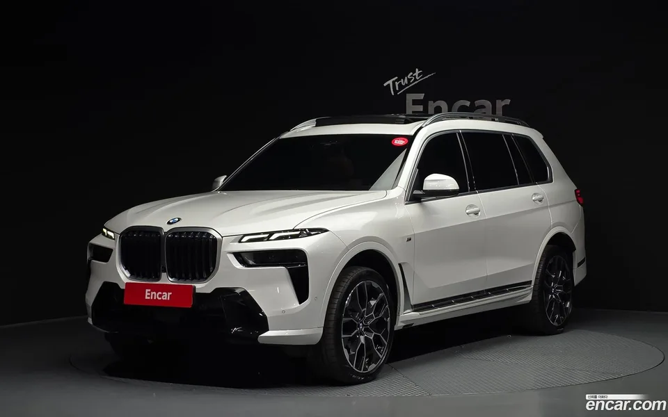 BMW X7 xDrive 40d M 6 2024 — фото 1, купить с доставкой в Москву