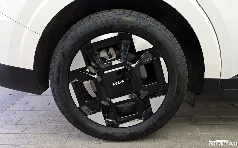 Kia Carnival 9 2025 — thumbnail 2