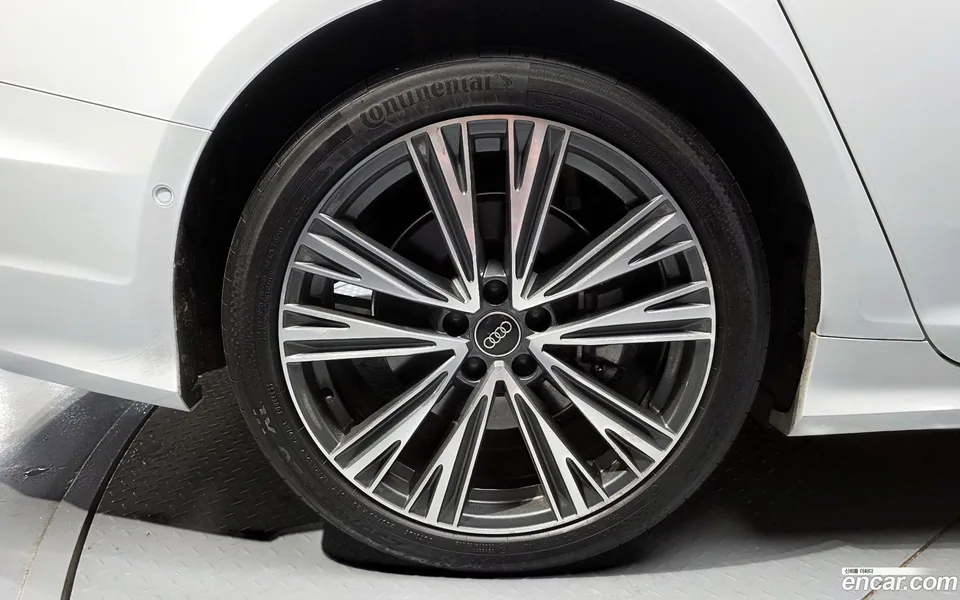 Audi A6 45 TFSI 2023 — миниатюра 5