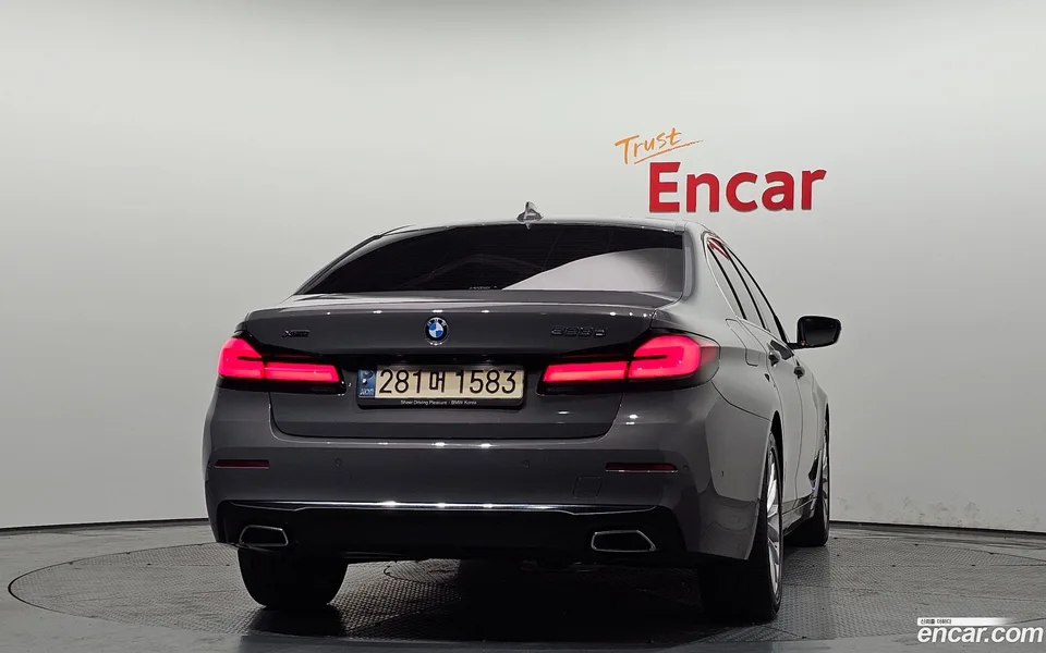 BMW 5 Series 523d xDrive 2022 — миниатюра 4