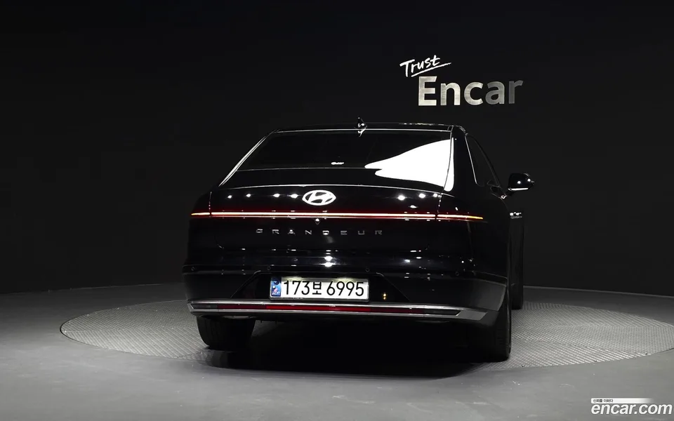 Hyundai Grandeur Hybrid 2024 — миниатюра 4
