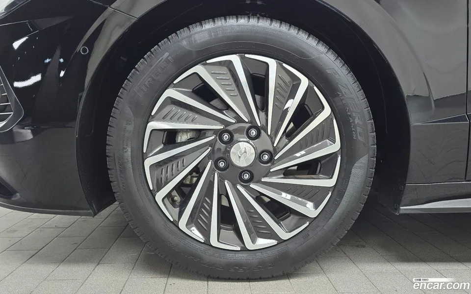 Hyundai Sonata Hybrid 2023 — миниатюра 2