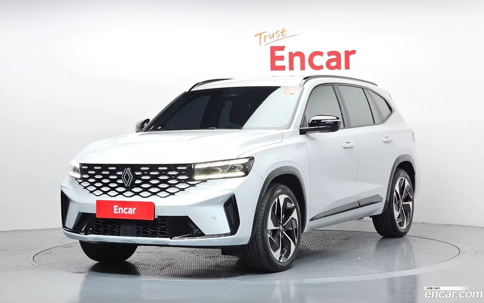Renault Samsung Grand Koleos 1.5 E-TECH 2WD 2025 — фото 1, купить с доставкой в Москву