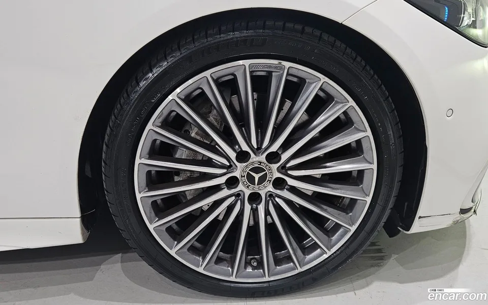 Mercedes-Benz C-Class C300 4MATIC AMG Line 2023 — миниатюра 2