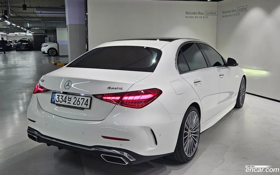 Mercedes-Benz C-Class C300 4MATIC AMG Line 2023 — миниатюра 4