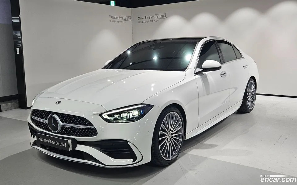 Mercedes-Benz C-Class C300 4MATIC AMG Line 2023 — фото 1, купить с доставкой в Москву