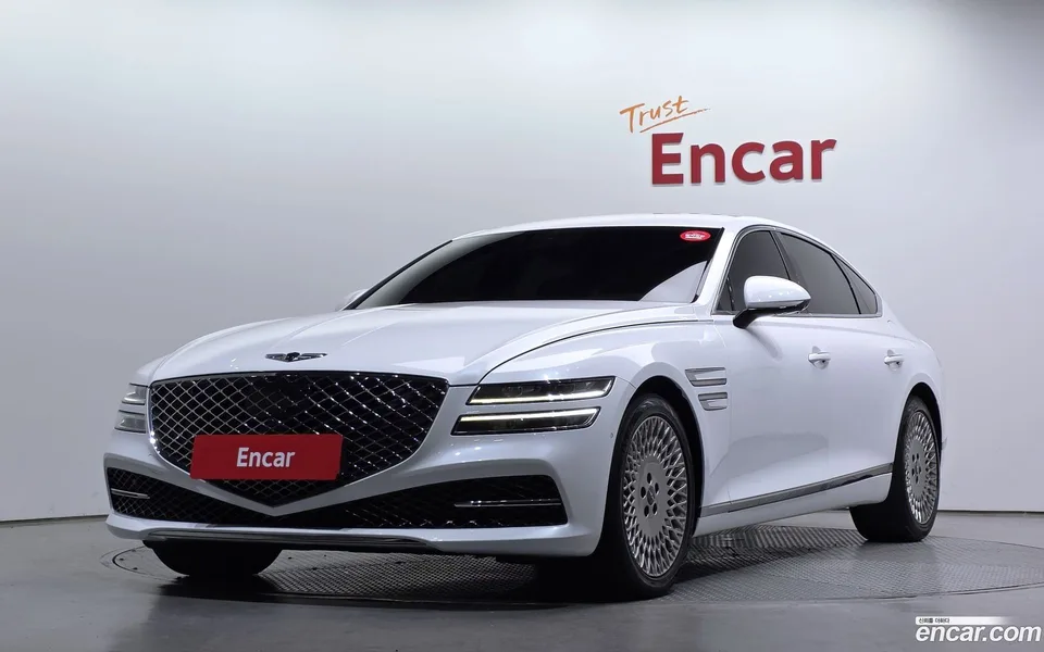 Genesis G80 2.5 AWD 2022 — photo 1, buy with delivery to Moscow
