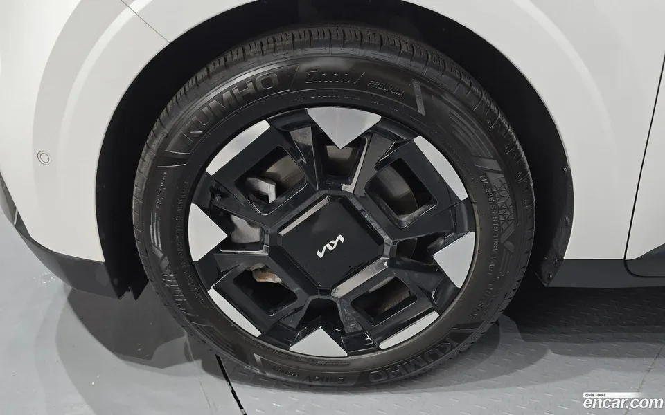 Kia Carnival 9 2024 — thumbnail 5