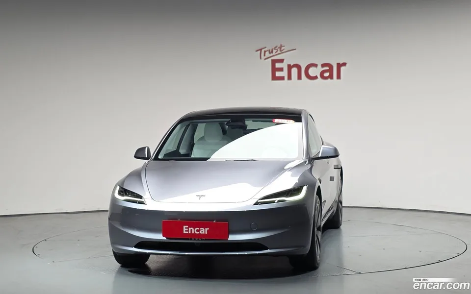 Tesla Model 3 RWD 2026 — миниатюра 3