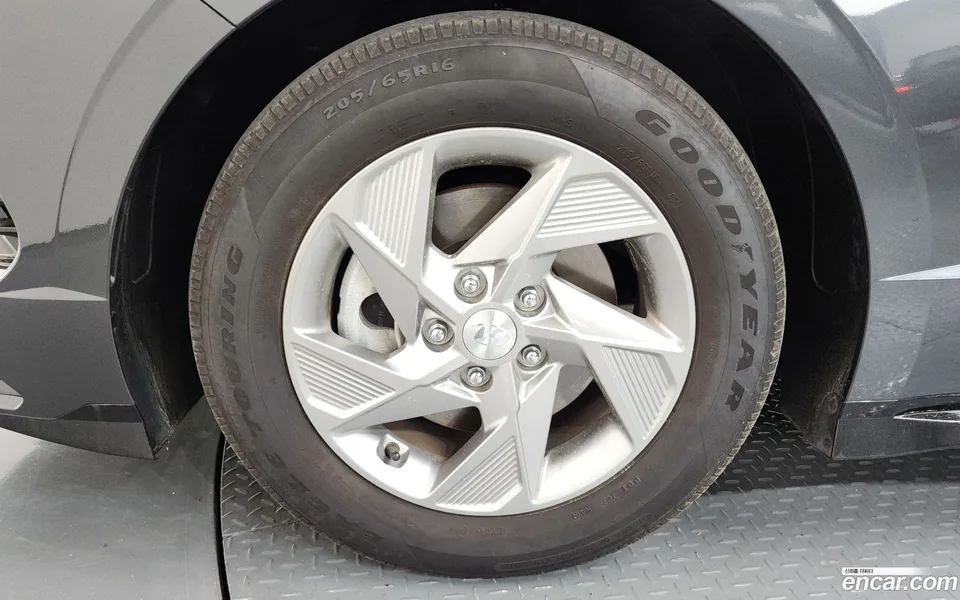 Hyundai Sonata The Edge 2.0 LPG() 2023 — миниатюра 5