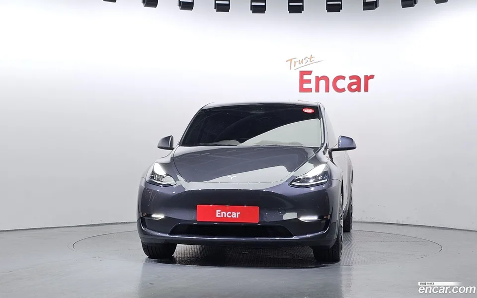 Tesla Model Y AWD 2022 — миниатюра 3