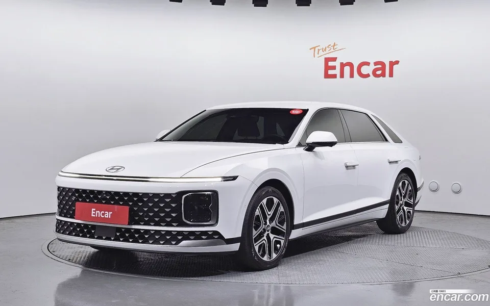 Hyundai Grandeur Hybrid 2023 — фото 1, купить с доставкой в Москву