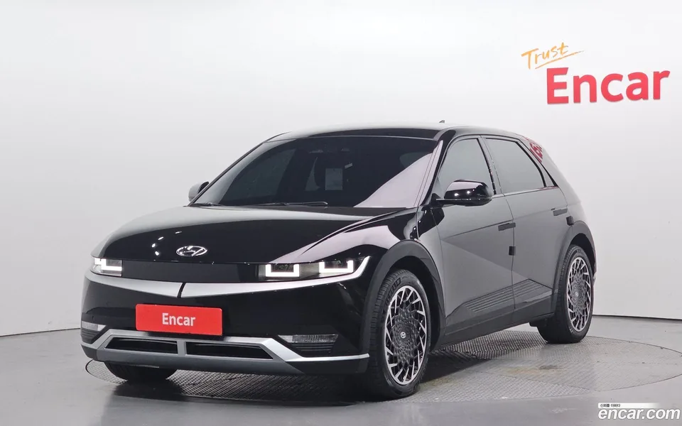 Hyundai Ioniq 5 AWD 2023 — фото 1, купить с доставкой в Москву