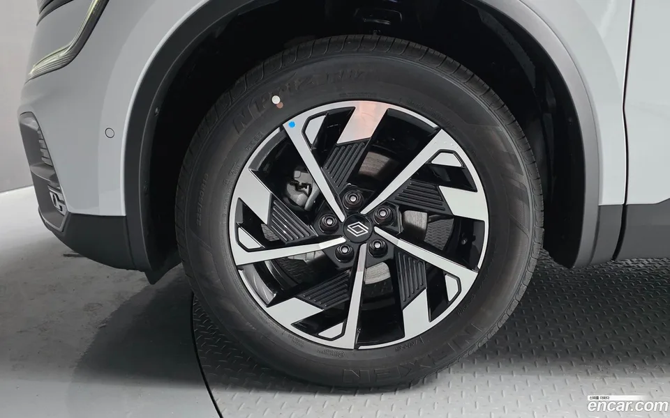 Renault Samsung QM6 2.0 GDe RE 2WD 2026 — миниатюра 2