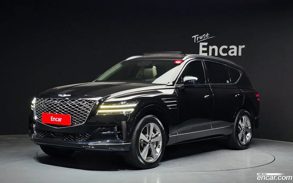 Genesis GV80 2.5T AWD 2023 — фото 1, купить с доставкой в Москву